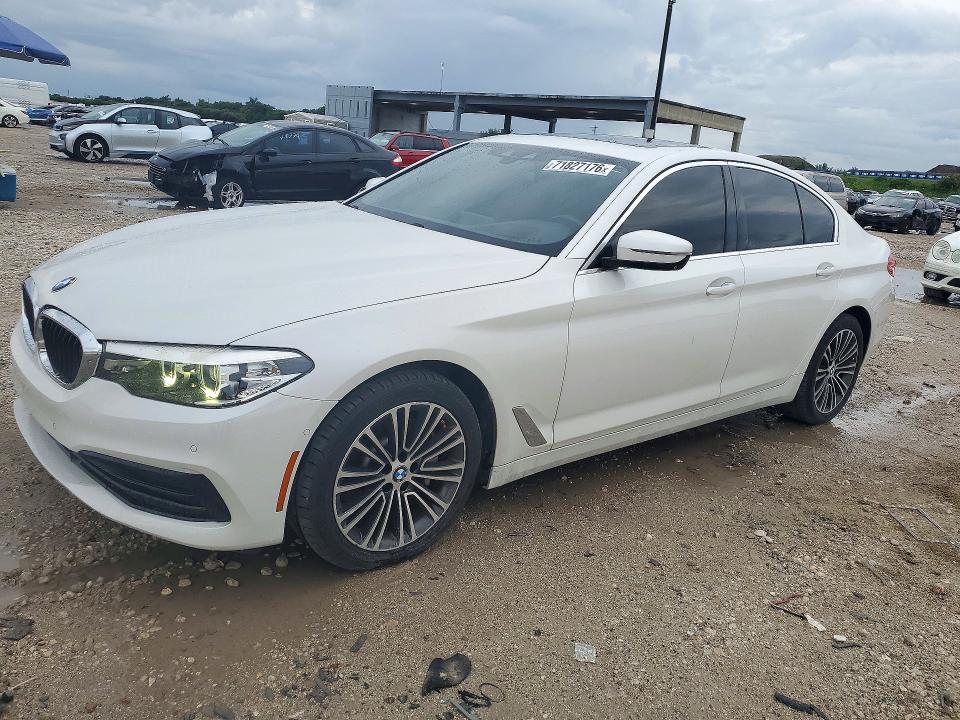BMW 540 2019 with VIN WBAJE5C5XKWE66304 - Photo from auction