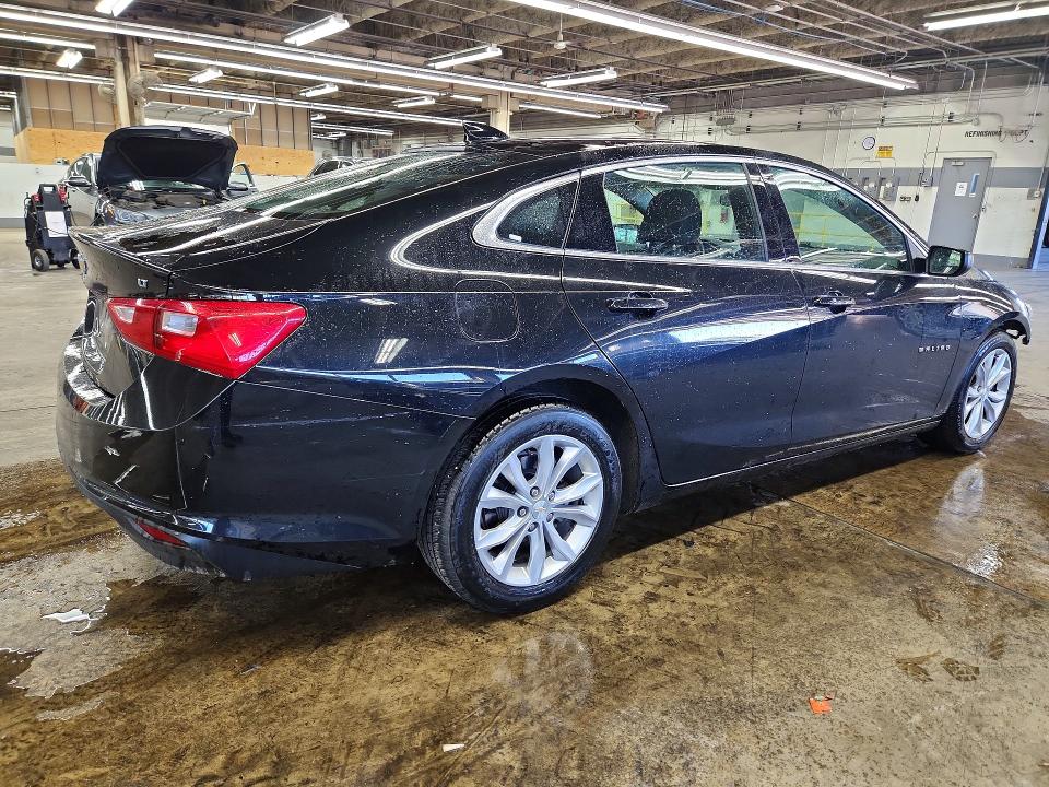 Photo 3 from auction – 2023 CHEVROLET MALIBU with VIN 1G1ZD5ST5PF178423