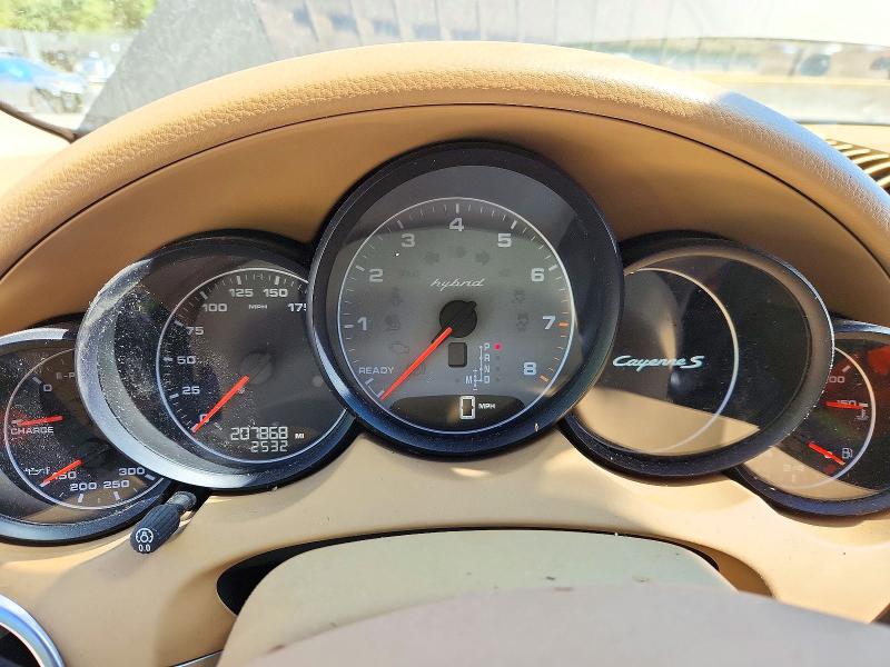 Zdjęcie 9 z aukcji – 2012 PORSCHE CAYENNE z VIN WP1AE2A21CLA90729