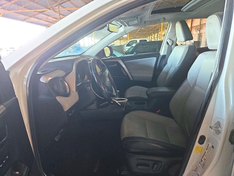 Снимка 7 от търг – 2018 TOYOTA RAV4 с VIN JTMDFREV2JJ733879