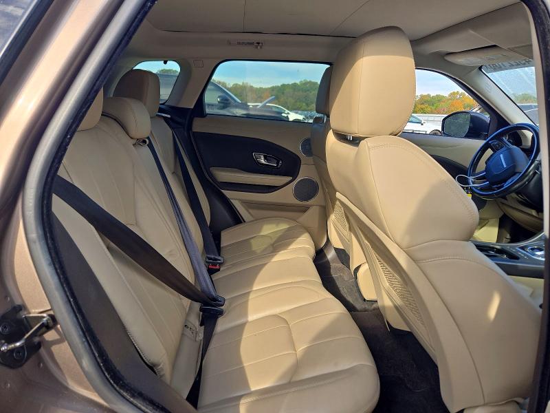 Photo 11 from auction – 2018 LAND ROVER RANGE ROVER EVOQUE with VIN SALVP2RX7JH302068