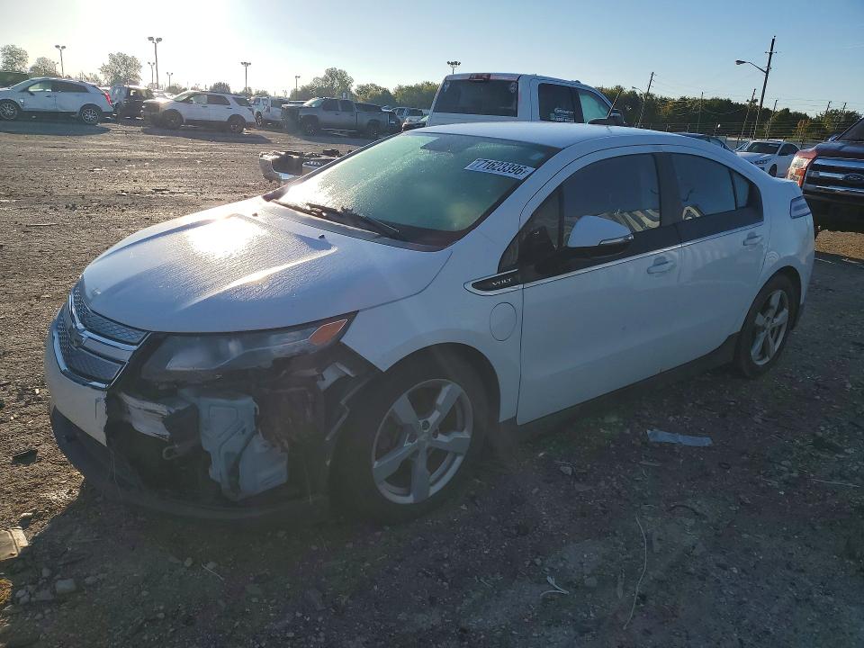 Снимка 1 от търг – 2015 CHEVROLET VOLT с VIN 1G1RA6E43FU116774