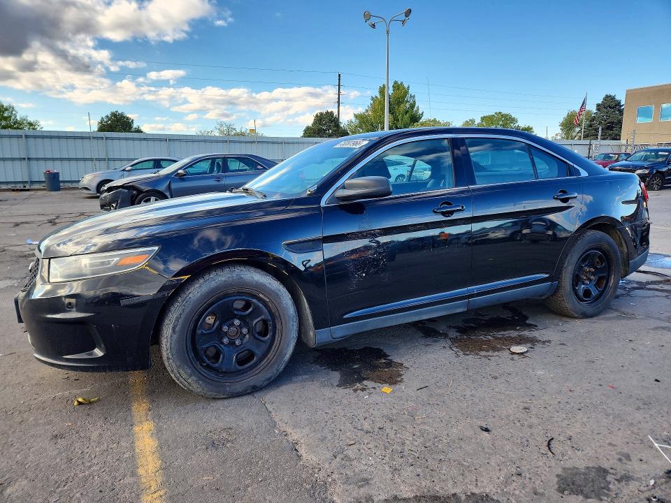 FORD TAURUS 2017 with VIN 1FAHP2MK8HG111443 - Photo from auction