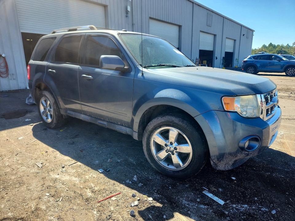 Photo 4 from auction – 2012 FORD ESCAPE with VIN 1FMCU0E70CKB09957