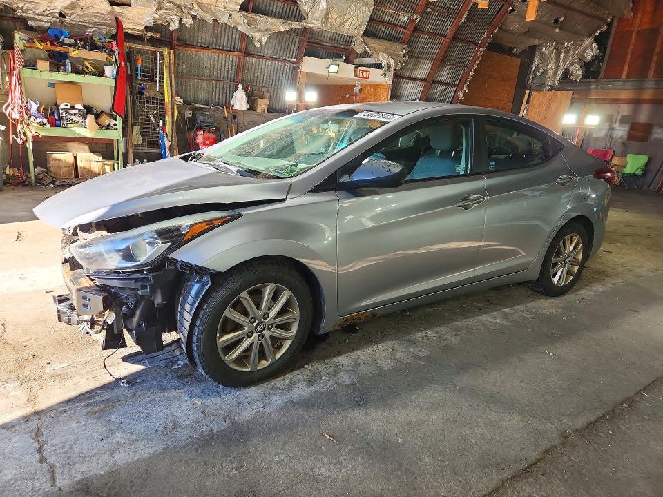 HYUNDAI ELANTRA 2015 с VIN 5NPDH4AE3FH635091 - Снимка от търг