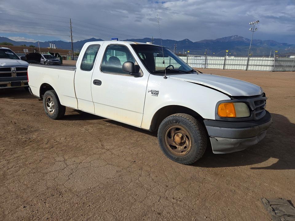 Photo 4 from auction – 2004 FORD F-150 HERITAGE with VIN 2FTRX17W74CA68491