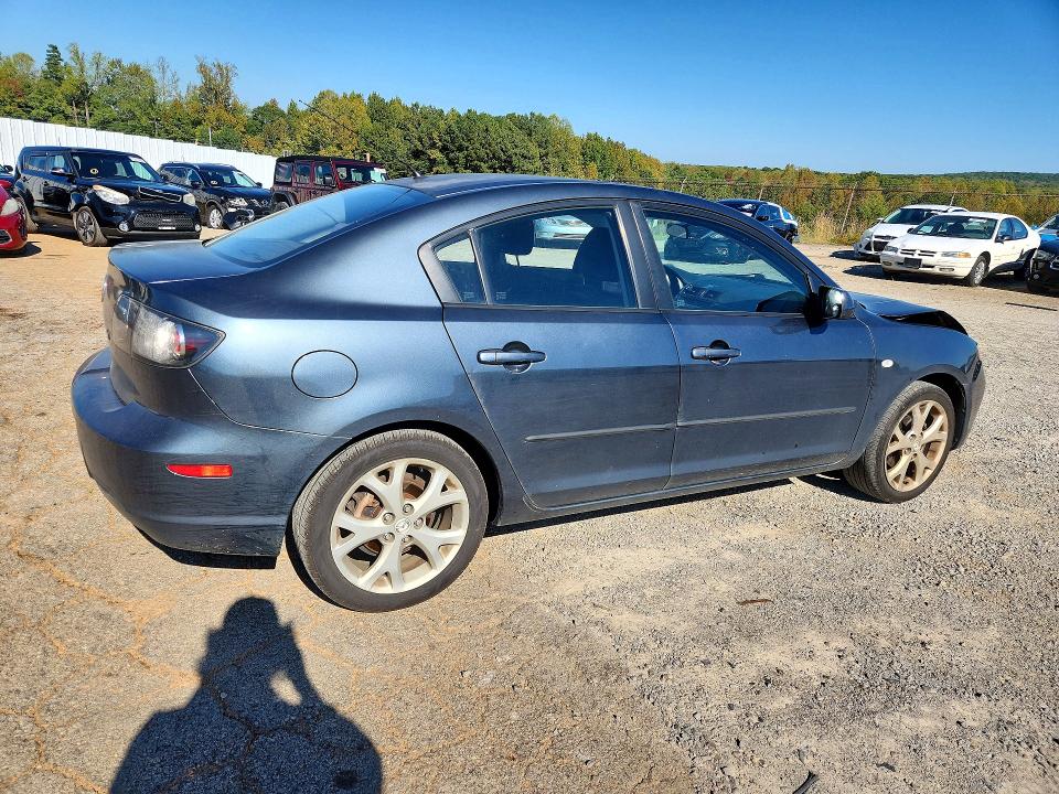Снимка 3 от търг – 2008 MAZDA 3 с VIN JM1BK32F381147229