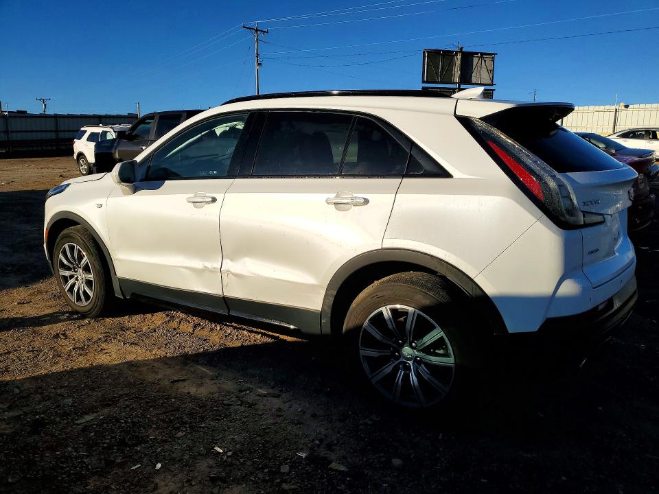 Zdjęcie 2 z aukcji – 2019 CADILLAC XT4 z VIN 1GYFZFR46KF165327