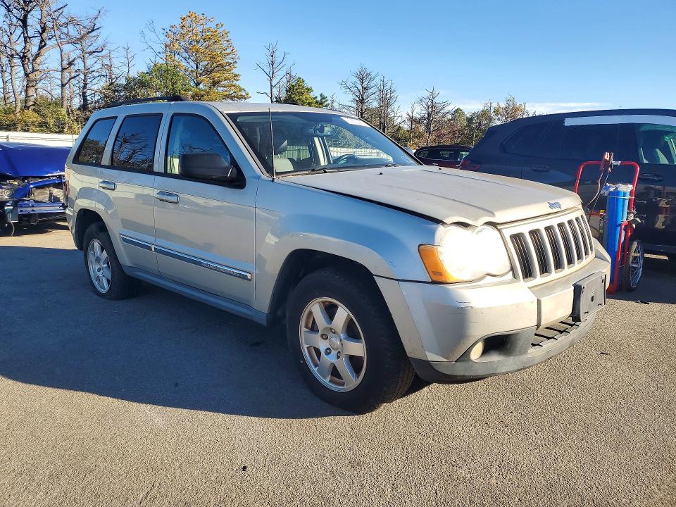 Снимка 4 от търг – 2010 JEEP GRAND CHEROKEE с VIN 1J4PR4GK9AC104967