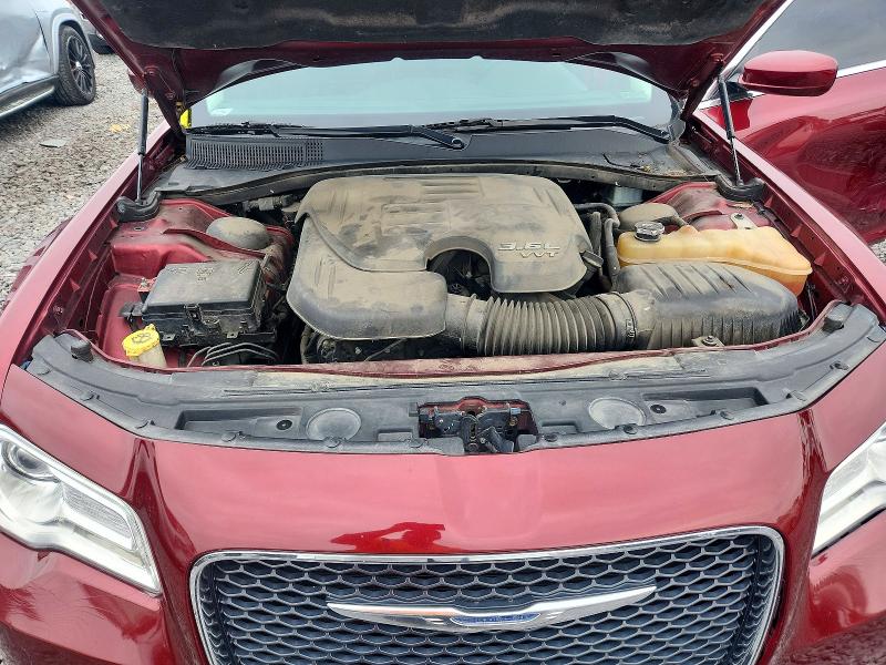 Снимка 11 от търг – 2016 CHRYSLER 300 с VIN 2C3CCAAG5GH260622
