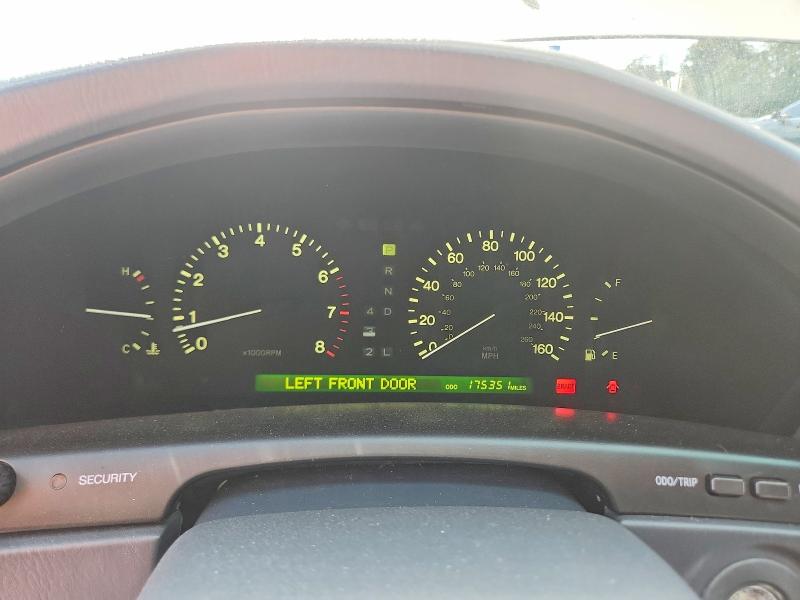 Zdjęcie 9 z aukcji – 2000 LEXUS LS z VIN JT8BH28F8Y0176035