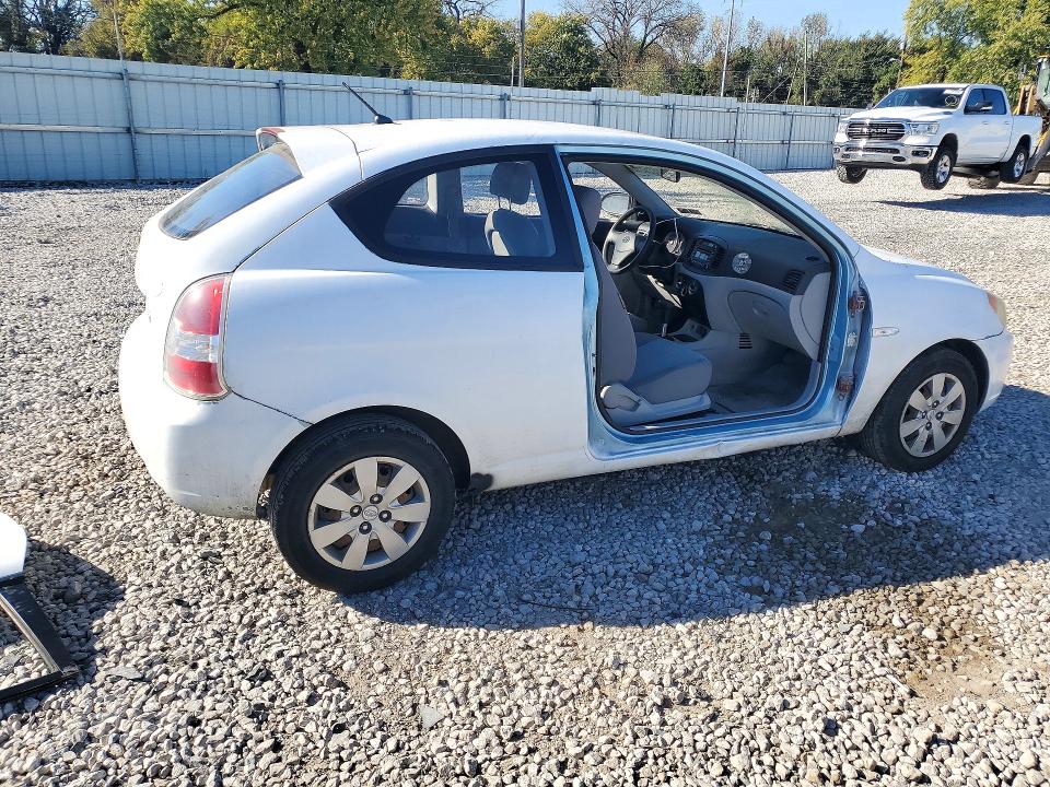 Photo 3 from auction – 2008 HYUNDAI ACCENT with VIN KMHCM36C78U057350