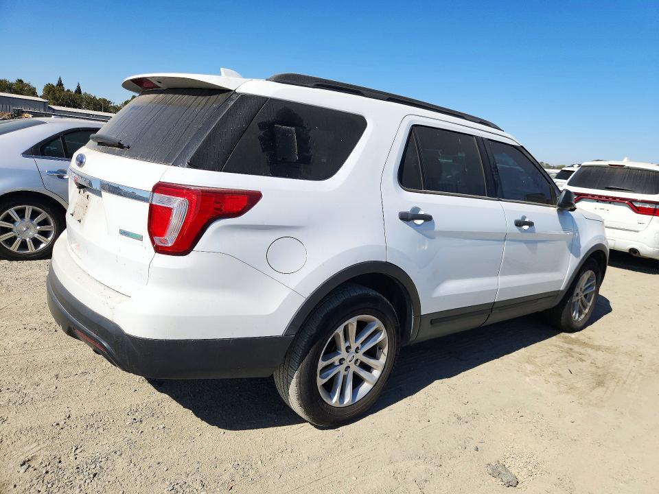 Photo 3 from auction – 2016 FORD EXPLORER with VIN 1FM5K7BHXGGB66017