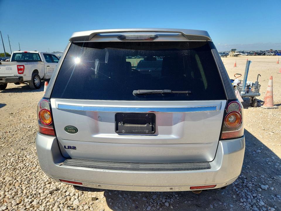 Photo 6 from auction – 2013 LAND ROVER LR2 with VIN SALFR2BG4DH341200