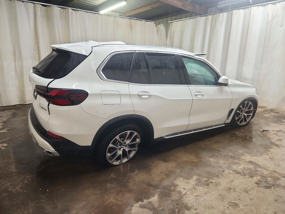 Photo 3 from auction – 2026 BMW X5 with VIN 5UX13EU07T9053327