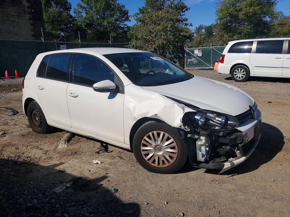 Photo 4 from auction – 2013 VOLKSWAGEN GOLF with VIN WVWDB7AJ5DW134100