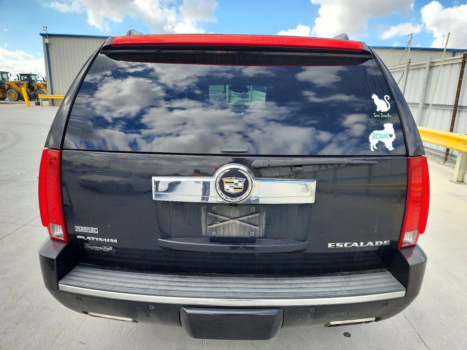 Снимка 6 от търг – 2012 CADILLAC ESCALADE с VIN 1GYS4DEF5CR257585