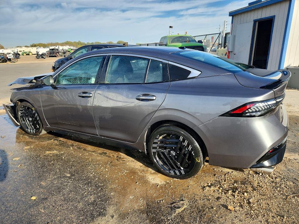 Снимка 2 от търг – 2026 NISSAN SENTRA с VIN 3N1AB9DV1TY286401