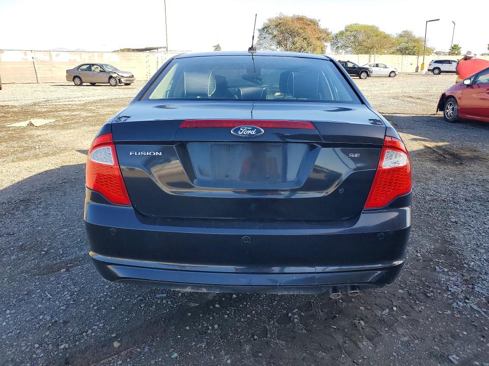 Photo 6 from auction – 2012 FORD FUSION with VIN 3FAHP0HA4CR205956