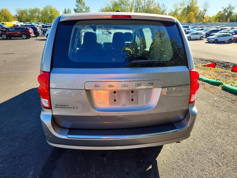 Снимка 6 от търг – 2015 DODGE GRAND CARAVAN с VIN 2C4RDGBG3FR670588
