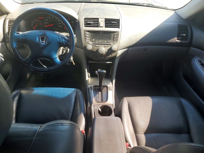 Снимка 8 от търг – 2005 HONDA ACCORD с VIN 1HGCM56805A129239