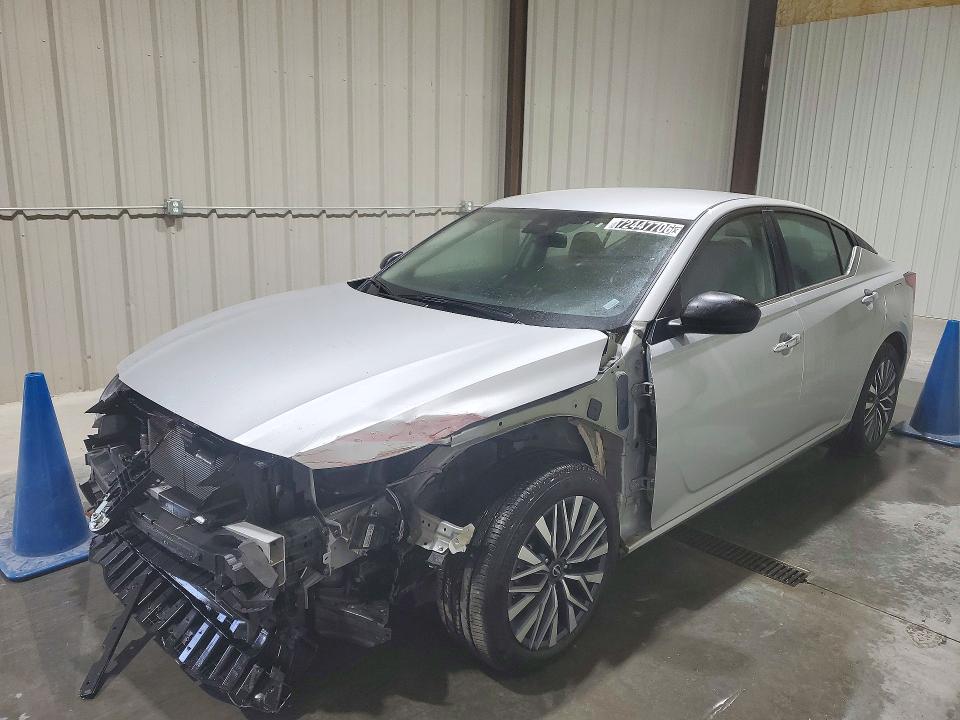 NISSAN ALTIMA 2025 with VIN 1N4BL4DV0SN412332 - Photo from auction