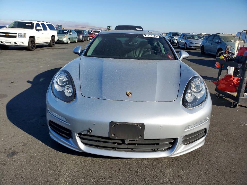 Foto 5 de la subasta – 2014 PORSCHE PANAMERA con VIN WP0AD2A70EL044926