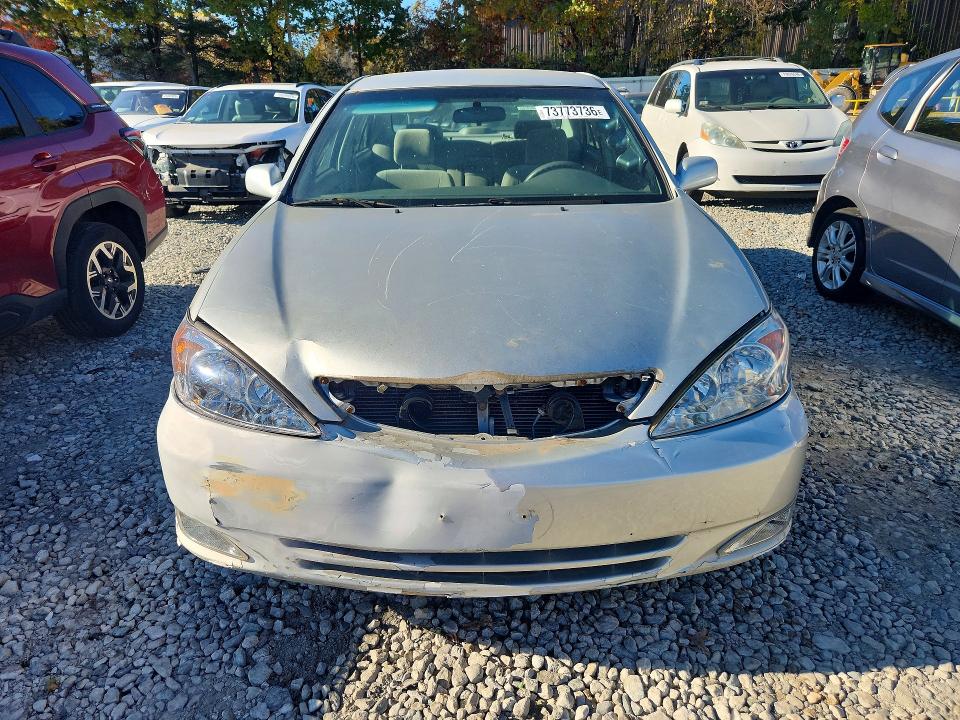 Снимка 5 от търг – 2002 TOYOTA CAMRY с VIN 4T1BE32K02U101119