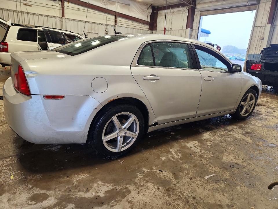 Снимка 3 от търг – 2011 CHEVROLET MALIBU с VIN 1G1ZB5E15BF186417