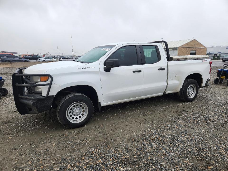 Снимка 1 от търг – 2021 CHEVROLET SILVERADO с VIN 1GCRYAEH4MZ299434