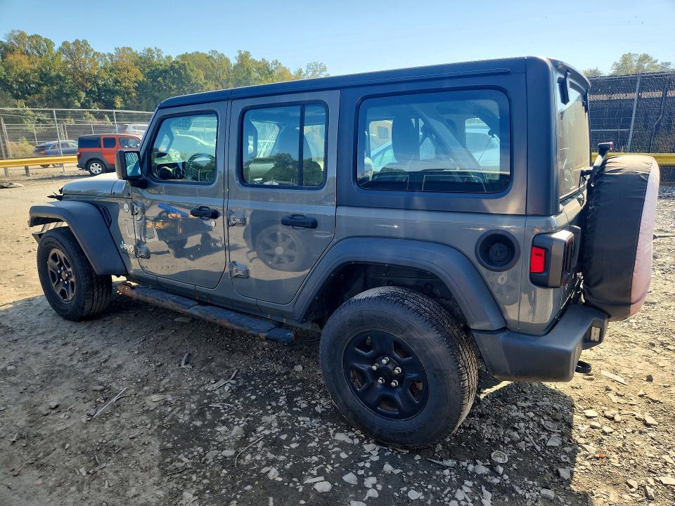 Снимка 2 от търг – 2018 JEEP WRANGLER UNLIMITED с VIN 1C4HJXDN5JW332514