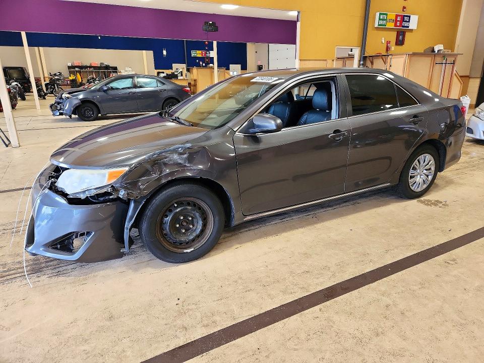 Снимка 1 от търг – 2012 TOYOTA CAMRY с VIN 4T1BF1FKXCU202634