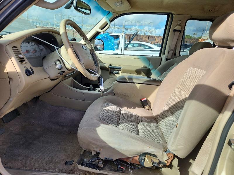 Снимка 7 от търг – 2003 FORD EXPLORER с VIN 1FMYU60E93UB41437