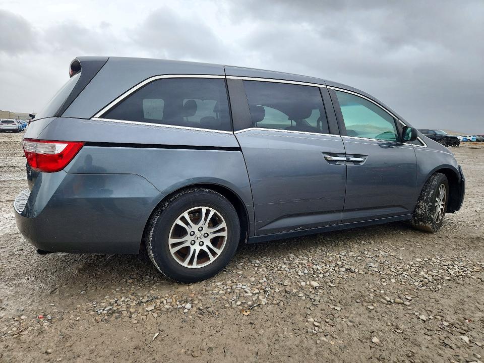 Photo 3 from auction – 2012 HONDA ODYSSEY with VIN 5FNRL5H61CB124210