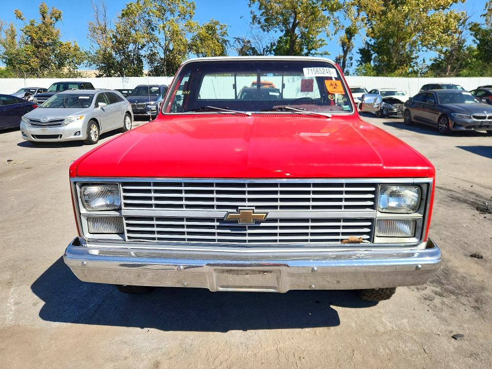Снимка 5 от търг – 1983 CHEVROLET C20 с VIN 1GCFC24H9DS112206