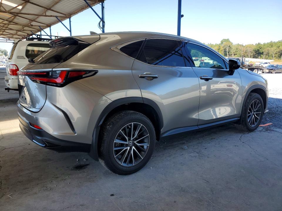 Снимка 3 от търг – 2024 LEXUS NX с VIN 2T2GGCEZ8RC040294