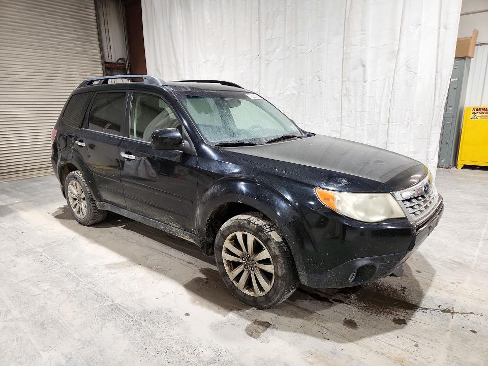 Снимка 4 от търг – 2013 SUBARU FORESTER с VIN JF2SHAEC9DH408550