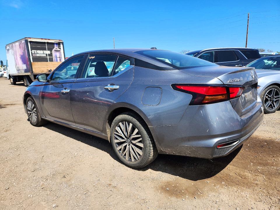 Снимка 2 от търг – 2023 NISSAN ALTIMA с VIN 1N4BL4DW0PN369630