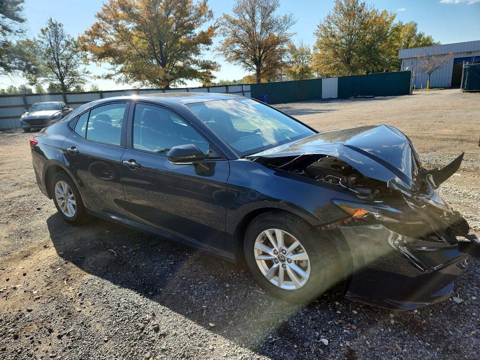 Photo 4 from auction – 2025 TOYOTA CAMRY with VIN 4T1DAACK0SU138579