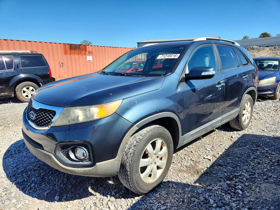 KIA SORENTO 2011 with VIN 5XYKT4A12BG079134 - Photo from auction
