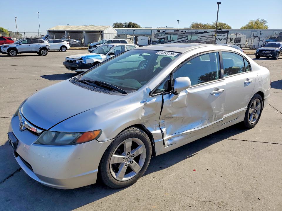 Снимка 1 от търг – 2007 HONDA CIVIC с VIN JHMFA16837S008469