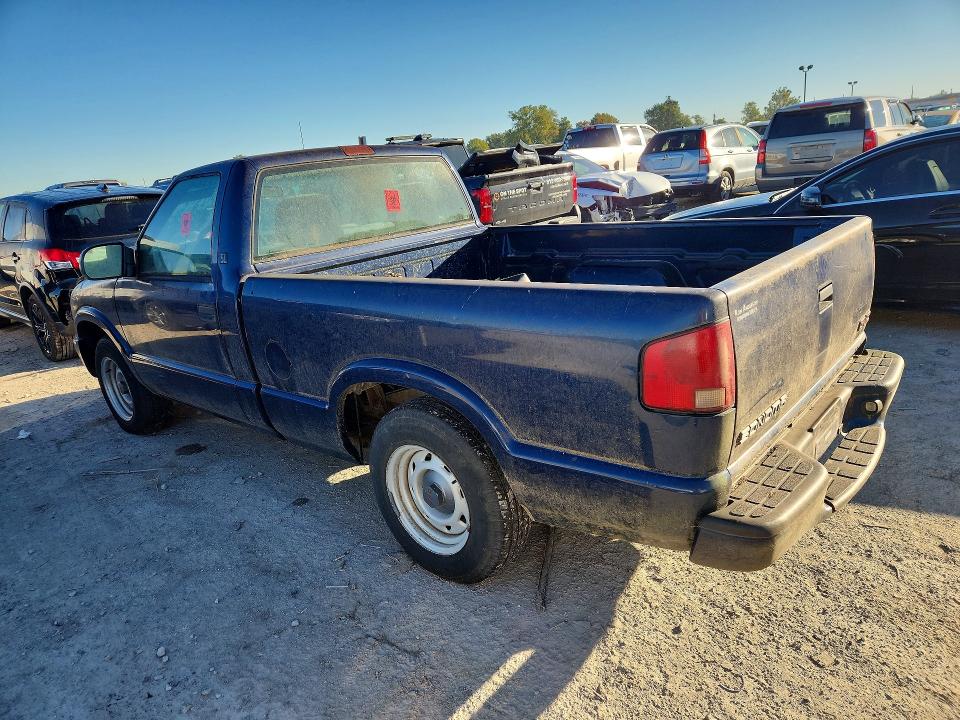 Zdjęcie 2 z aukcji – 2002 GMC SONOMA z VIN 1GTCS145828177600