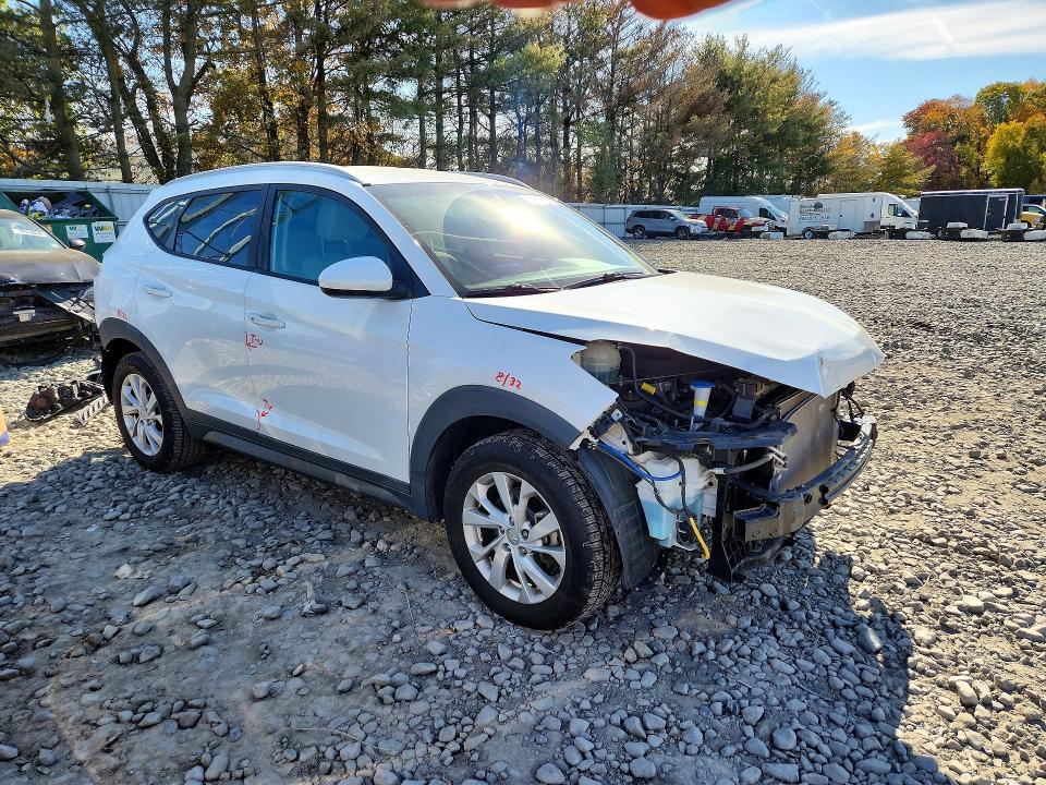 Снимка 4 от търг – 2019 HYUNDAI TUCSON с VIN KM8J3CA47KU886341