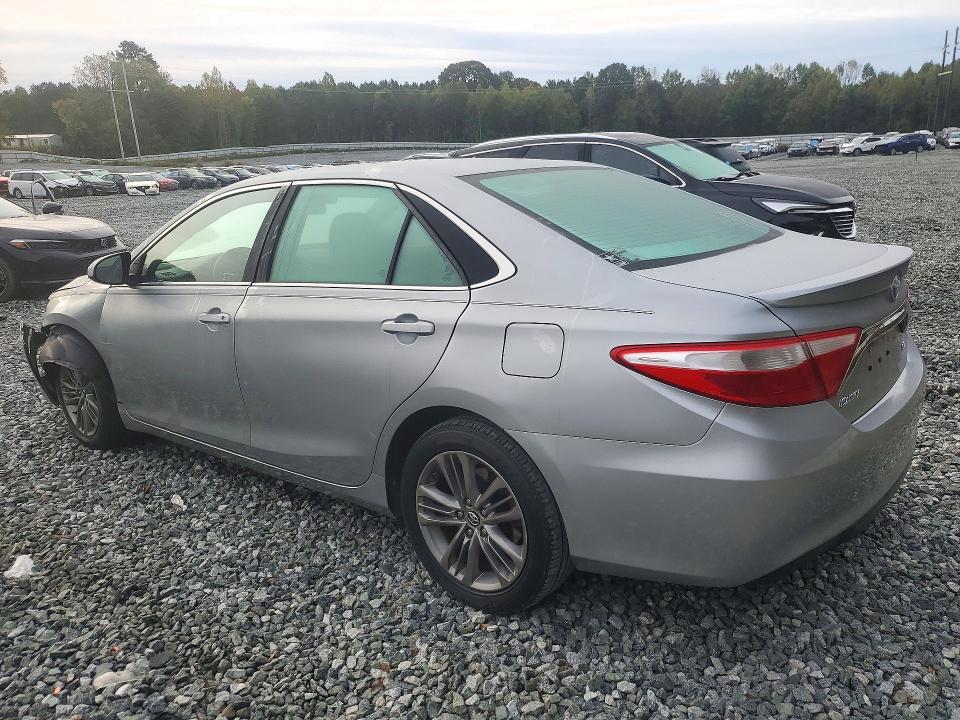 Снимка 2 от търг – 2015 TOYOTA CAMRY с VIN 4T1BF1FK4FU918997