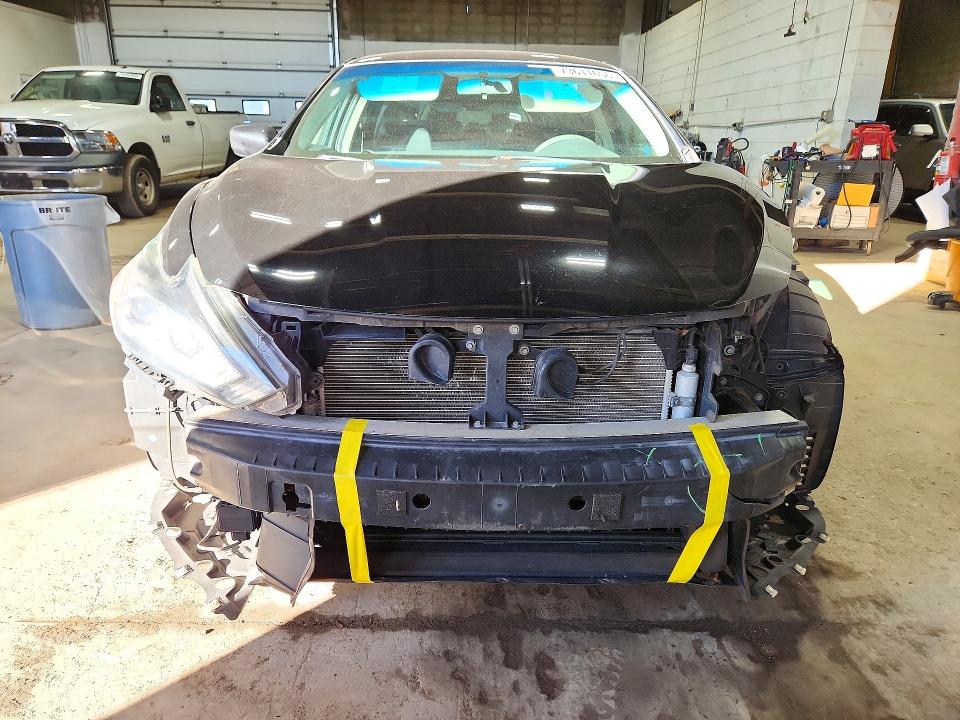 Снимка 5 от търг – 2018 NISSAN ALTIMA с VIN 1N4AL3AP8JC169925