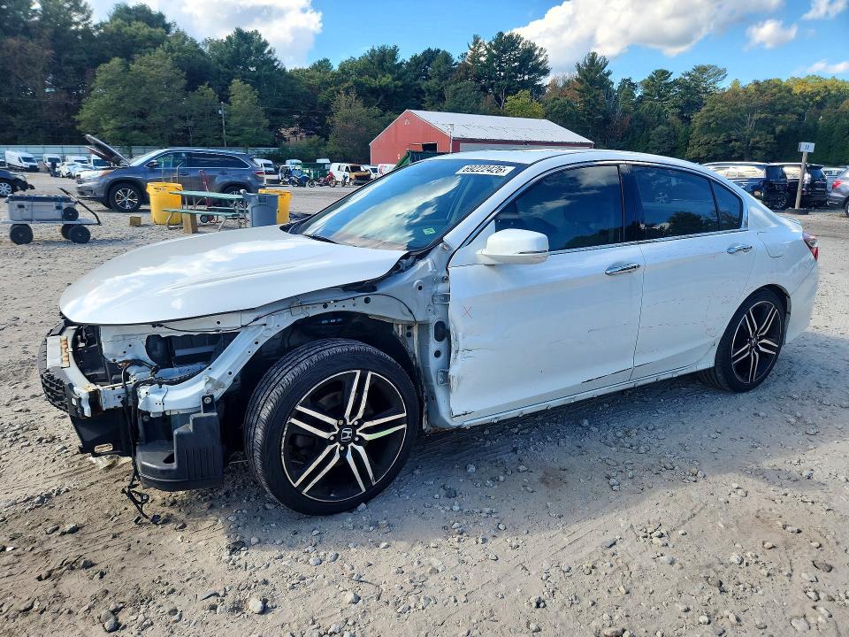 Снимка 1 от търг – 2017 HONDA ACCORD с VIN 1HGCR3F96HA021906