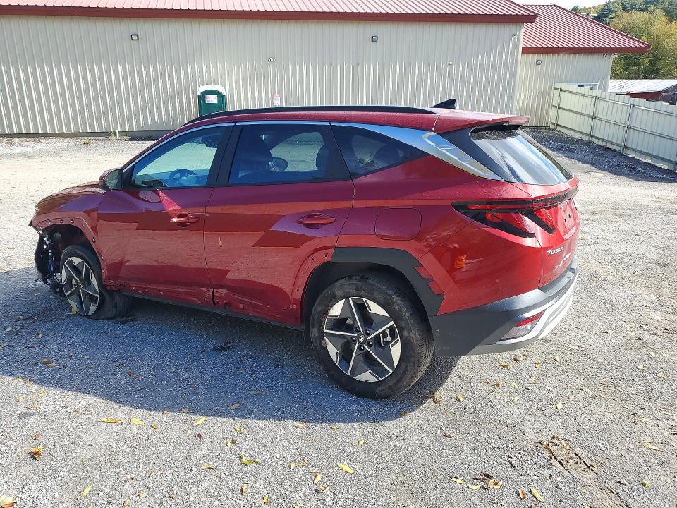 Снимка 2 от търг – 2026 HYUNDAI TUCSON с VIN 5NMJBCDE6TH724057