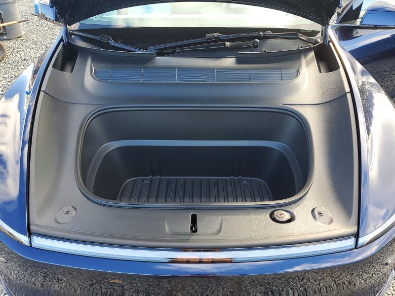 Photo 12 from auction – 2026 TESLA MODEL Y with VIN 7SAYGDEE6TF730353