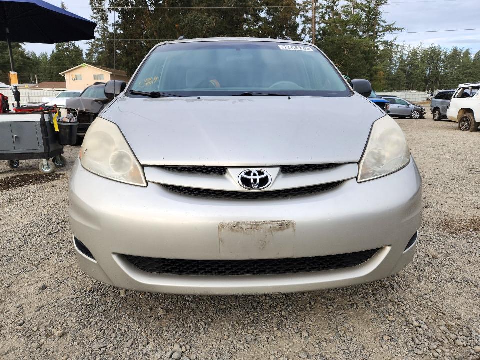 Photo 5 from auction – 2007 TOYOTA SIENNA with VIN 5TDZK23C27S012323