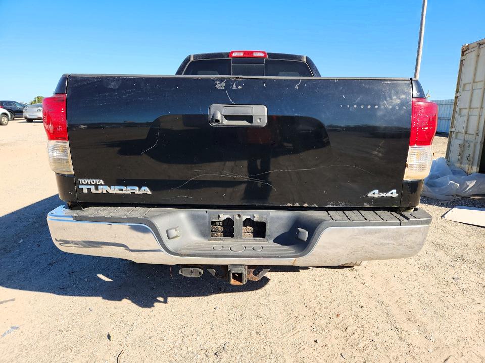 Снимка 6 от търг – 2010 TOYOTA TUNDRA с VIN 5TFUM5F16AX005991